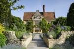 Luxury hotel near London
